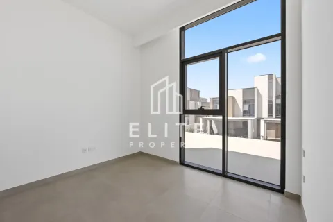 Villa in Dubai 4 bedrooms № 85515 - photo 6