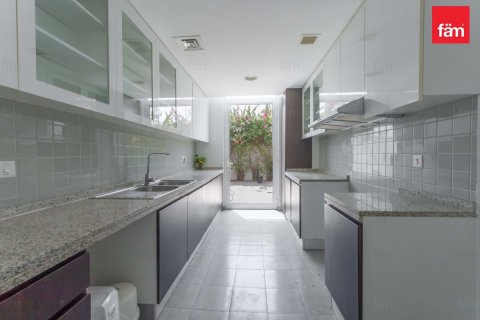 Maison de ville à Dubai, 3 chambres, 190 m², № 59739 - photo 5