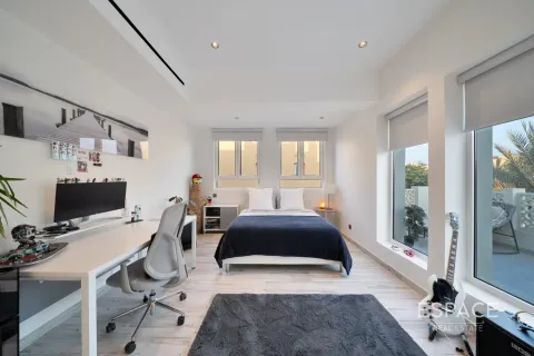 Villa en Arabian Ranches, Dubai, 5 dormitorios, 485 m², № 71053 - foto 8