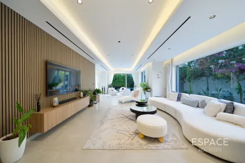 Villa en Arabian Ranches, Dubai, 5 dormitorios, 485 m², № 71053 - foto 3