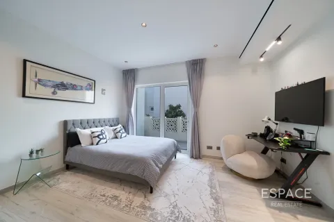 Villa en Arabian Ranches, Dubai, 5 dormitorios, 485 m², № 71053 - foto 10