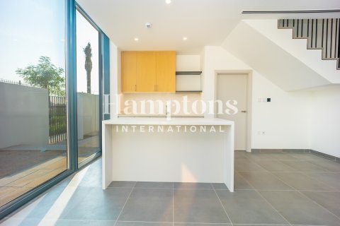 Снять в аренду виллу в Arabian Ranches 3, Дубай: 4 спальни, 389.99936176м², № 70787 - фото 5