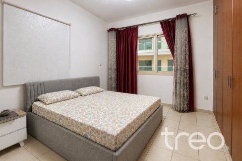 Appartement à Greens, Dubai, 2 chambres, 107.4 m², № 119624 - photo 11