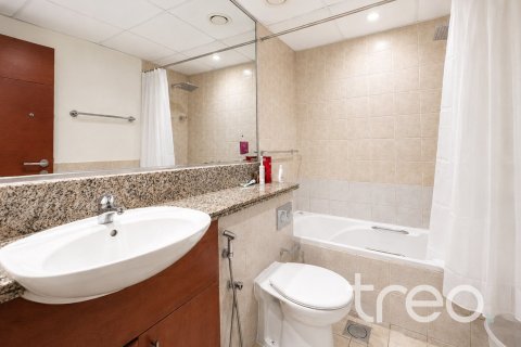 Appartement à Greens, Dubai, 2 chambres, 107.4 m², № 119624 - photo 7