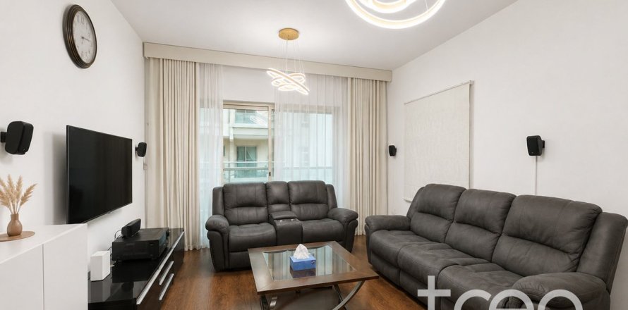 Appartement à Greens, Dubai, 2 chambres, 107.4 m², № 119624
