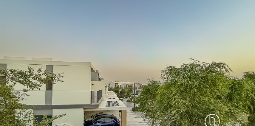 Вилла в Tilal Al Ghaf, Дубай, 3 спальни, 146м², № 90775