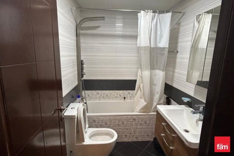 Apartment in Al Furjan, Dubai 2 bedrooms, 91.8 sq.m. № 55827 - photo 7