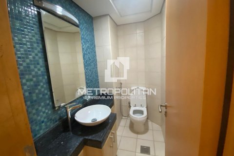 Apartment in Shoreline Apartments, Palm Jumeirah, Dubai 2 bedrooms, 147 sq.m. № 73723 - photo 9