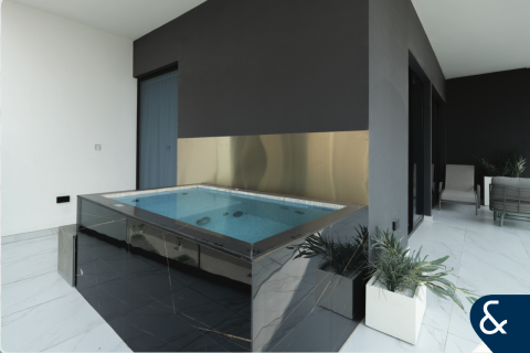 Apartment in Business Bay, Dubai 2 bedrooms, 123 sq.m. № 88715 - photo 22