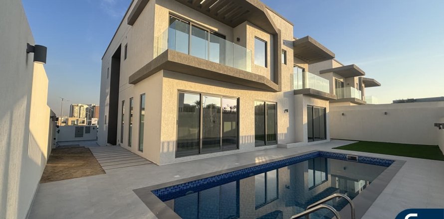 Villa à Al Furjan, Dubai, 6 chambres, 617 m², № 88731