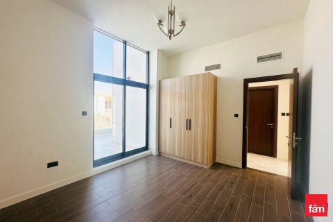 Townhouse in Dubai 4 bedrooms, 187.3 sq.m. № 111896 - photo 2