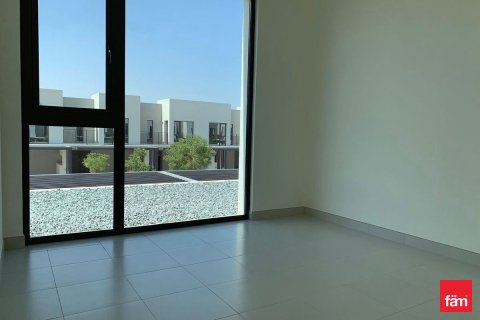Villa en Dubai, 4 dormitorios, 236.7 m², № 111897 - foto 8