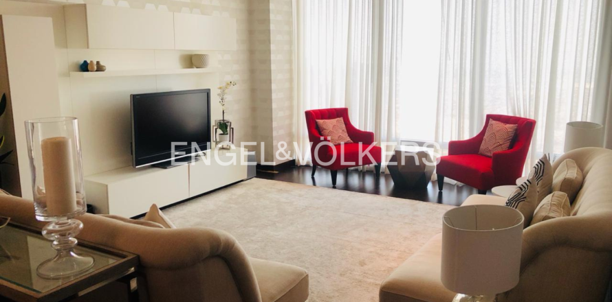 Apartamento en Downtown Dubai (Downtown Burj Dubai), Dubai, 2 dormitorios, 189.3 m², № 7182