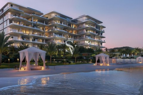 Penthouse in The Crescent, Palm Jumeirah, Dubai 6 bedrooms, 4256 sq.m. № 118621 - photo 20