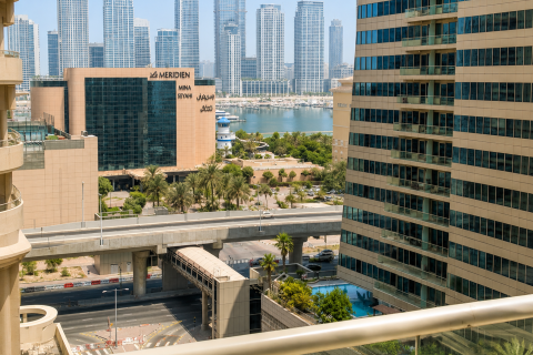 Apartment in Dubai Marina, Dubai 1 bedroom, 68 sq.m. № 134145 - photo 16