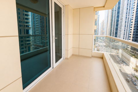 Apartment in Dubai Marina, Dubai 1 bedroom, 68 sq.m. № 134145 - photo 17