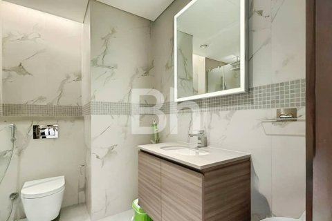 Снять в аренду квартиру в Дубае: 3 спальни, 136м², № 21150 - фото 10