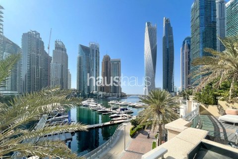 Villa à Dubai Marina, Dubai, 3 chambres, 464 m², № 44723 - photo 2