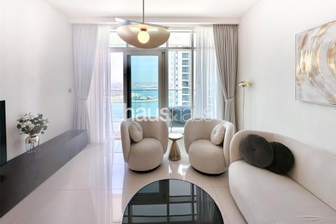 Снять в аренду квартиру в EMAAR Beachfront, Dubai Harbour, Дубай: 1 спальня, 75м², № 44725 - фото 1