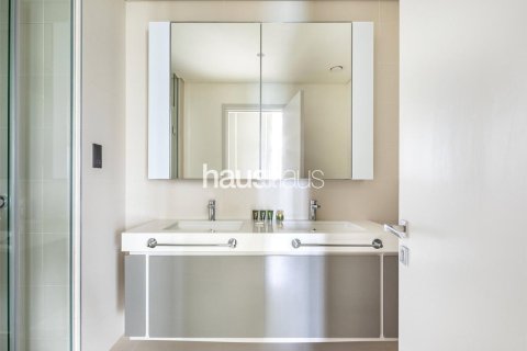 Apartamento en EMAAR Beachfront, Dubai Harbour, Dubai, 2 dormitorios, 107 m², № 44724 - foto 10