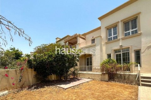 Villa en The Springs, Dubai, 3 dormitorios, 251 m², № 44728 - foto 1