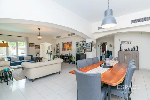 Villa à Meadows, Dubai, 4 chambres, 373 m², № 62242 - photo 4