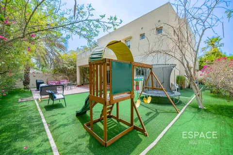 Villa à Meadows, Dubai, 4 chambres, 373 m², № 62242 - photo 15