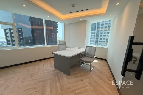 Bureau à Jumeirah Lake Towers, Dubai, 129 m², № 62237 - photo 9