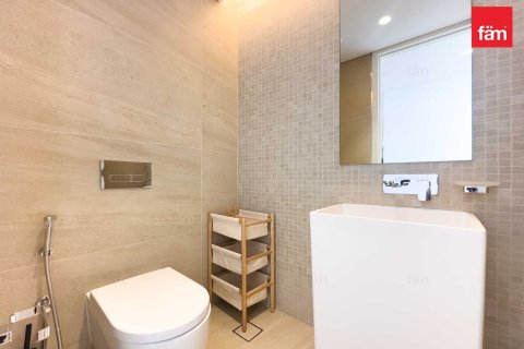 Apartment in Dubai 3 bedrooms, 190 sq.m. № 124560 - photo 17