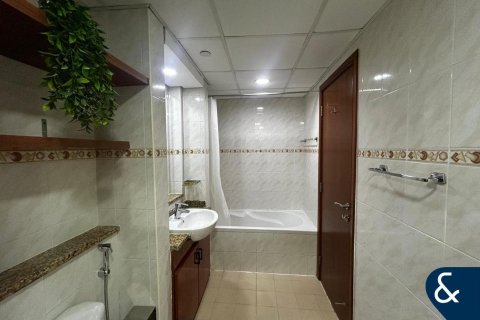 Купить квартиру в Джумейра Лейк Тауэрс, Дубай: 3 спальни, 137м², № 74499 - фото 8