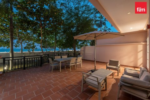 Apartment in Palm Jumeirah, Dubai 1 bedroom, 145.1 sq.m. № 84106