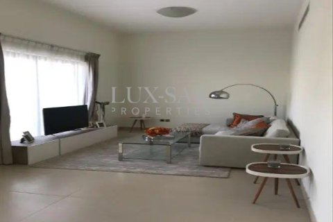 Villa in Dubai 5 bedrooms, 473.8 sq.m. № 37601 - photo 6