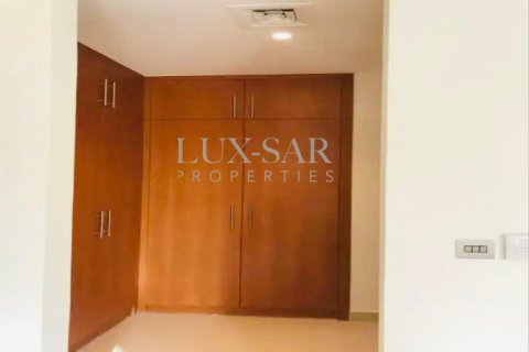 Villa in Dubai 5 bedrooms, 473.8 sq.m. № 37601 - photo 8