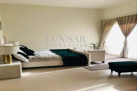 Villa in Dubai 5 bedrooms, 473.8 sq.m. № 37601 - photo 7