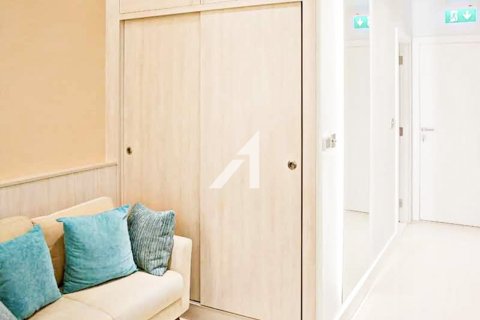 Apartamento en Se7en City JLT, Jumeirah Lake Towers, Dubai, estudio, 36.8 m², № 42441 - foto 8