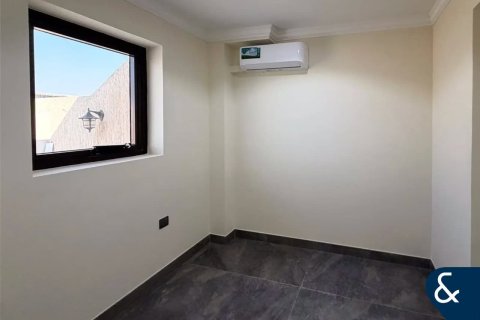 Townhouse in Jumeirah Village Triangle, Dubai 4 bedrooms, 166 sq.m. № 98363 - photo 19