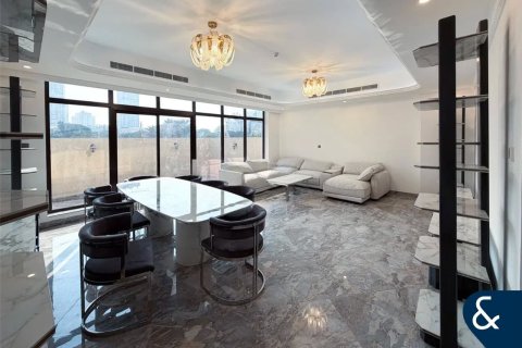 Townhouse in Jumeirah Village Triangle, Dubai 4 bedrooms, 166 sq.m. № 98363