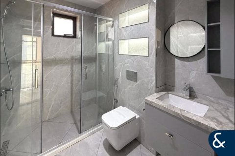 Townhouse in Jumeirah Village Triangle, Dubai 4 bedrooms, 166 sq.m. № 98363 - photo 16