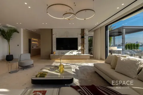 Villa à Palm Jumeirah, Dubai, 5 chambres, 511 m², № 122348 - photo 2