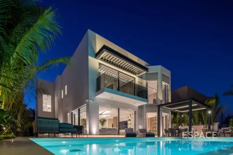Villa in Palm Jumeirah, Dubai 5 bedrooms, 511 sq.m. № 122348