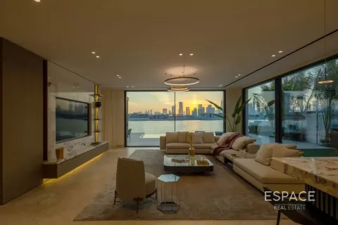 Villa à Palm Jumeirah, Dubai, 5 chambres, 511 m², № 122348 - photo 3