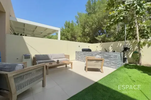 Villa à Dubai Land, Dubai, 3 chambres, 177 m², № 122351 - photo 16