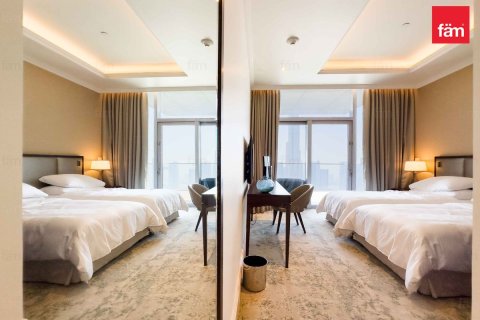 Apartment in Downtown Dubai (Downtown Burj Dubai), Dubai 4 bedrooms, 379 sq.m. № 12343 - photo 5