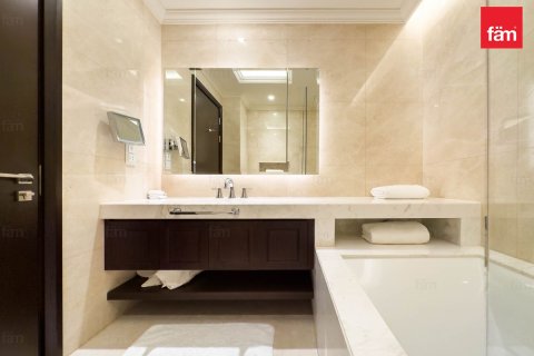 Apartment in Downtown Dubai (Downtown Burj Dubai), Dubai 4 bedrooms, 379 sq.m. № 12343 - photo 15