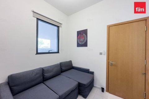 Снять в аренду виллу в Дубае: 3 спальни, 217.6м², № 72279 - фото 11