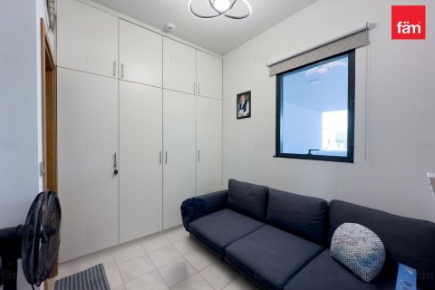 Снять в аренду виллу в Дубае: 3 спальни, 217.6м², № 72279 - фото 10