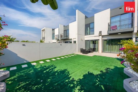 Снять в аренду виллу в Дубае: 3 спальни, 217.6м², № 72279 - фото 20