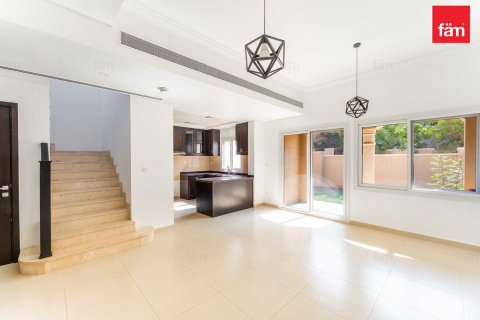 تاون هاوس في دبي 2 غرف نوم, 172.5 م² رقم 72267 - صورة 1