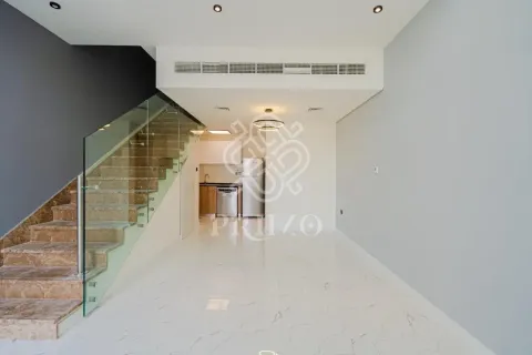 Купить таунхаус в Дубае: студию, 98м², № 113084 - фото 2