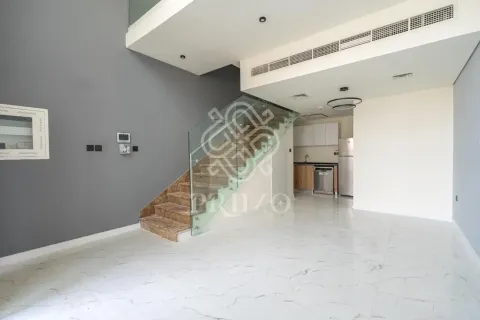 Купить таунхаус в Дубае: студию, 98м², № 113084 - фото 3